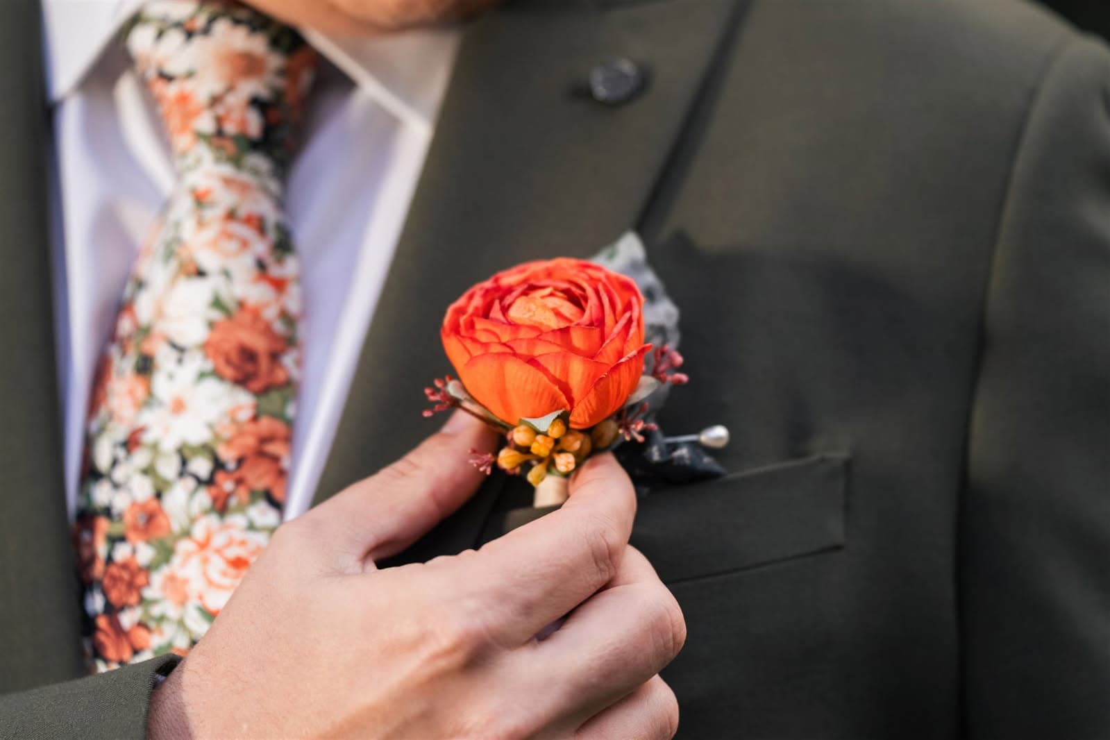 Borrowed Blooms wedding gallery photo 12