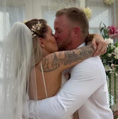 Fiona Hall wedding gallery photo 6