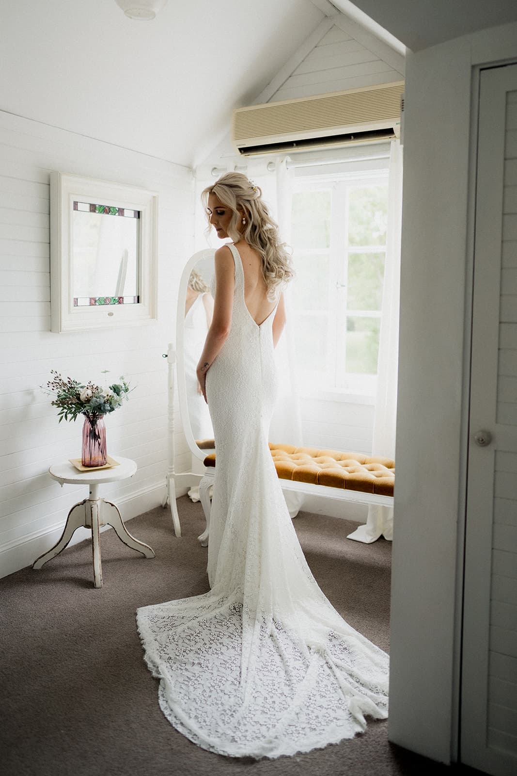 Blow Bar on Queen wedding gallery photo 2