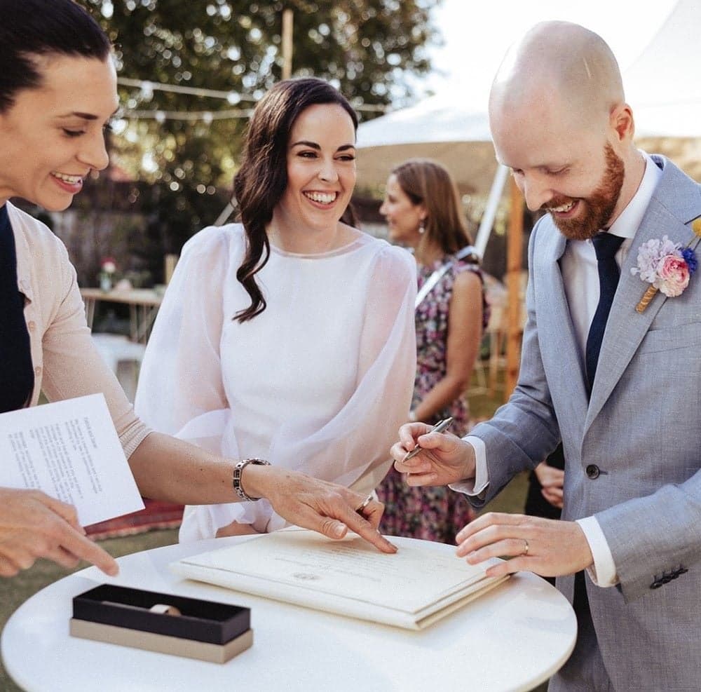 Leanne Britton Marriage Celebrant wedding photo