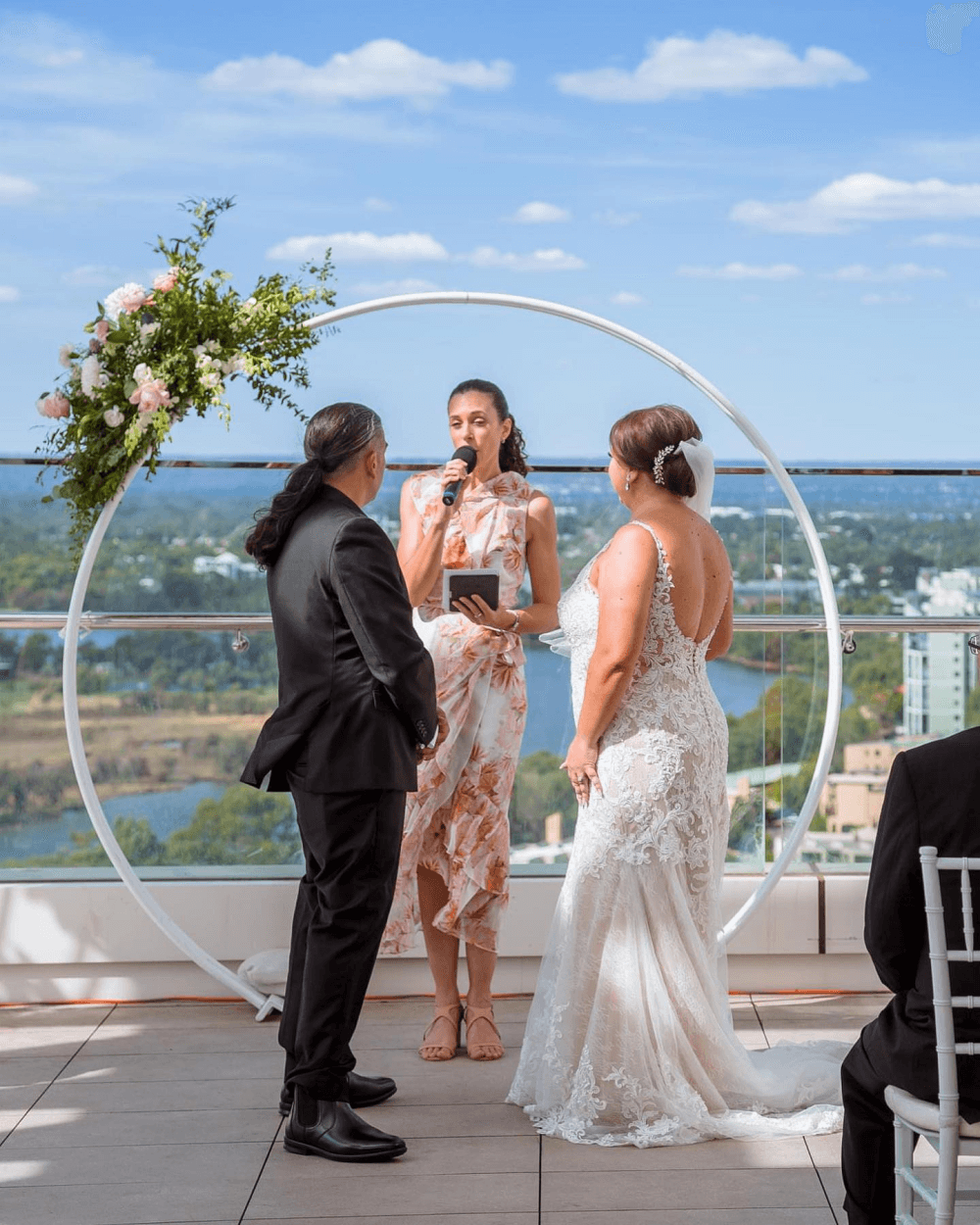 Leanne Britton Marriage Celebrant wedding photo