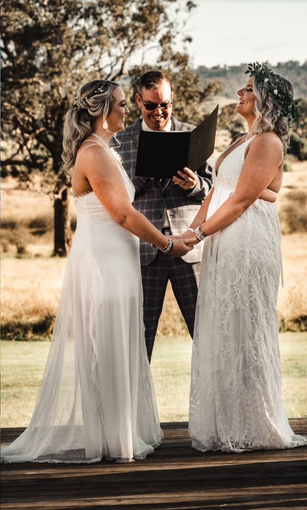 Best Man Civil Marriage Celebrant - Darrin Noon wedding photo