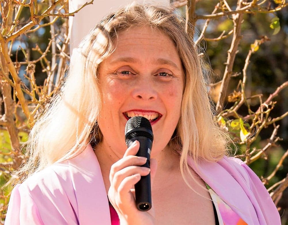 Metamorphis Ceremonies - Margie McCumstie — wedding supplier in NSW