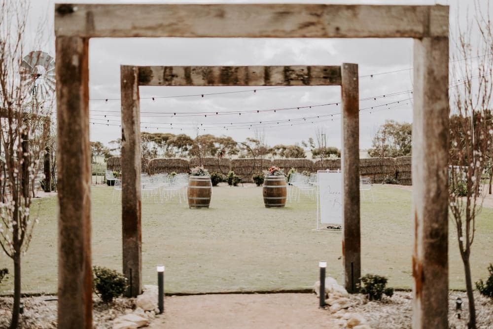 Redwing Farm wedding photo