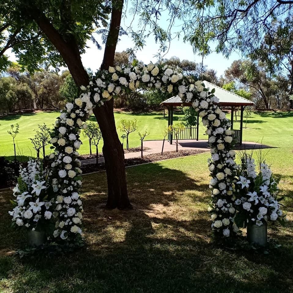 Borrowed Blooms wedding photo