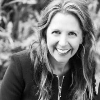 Julianne Bambacas — wedding supplier in VIC