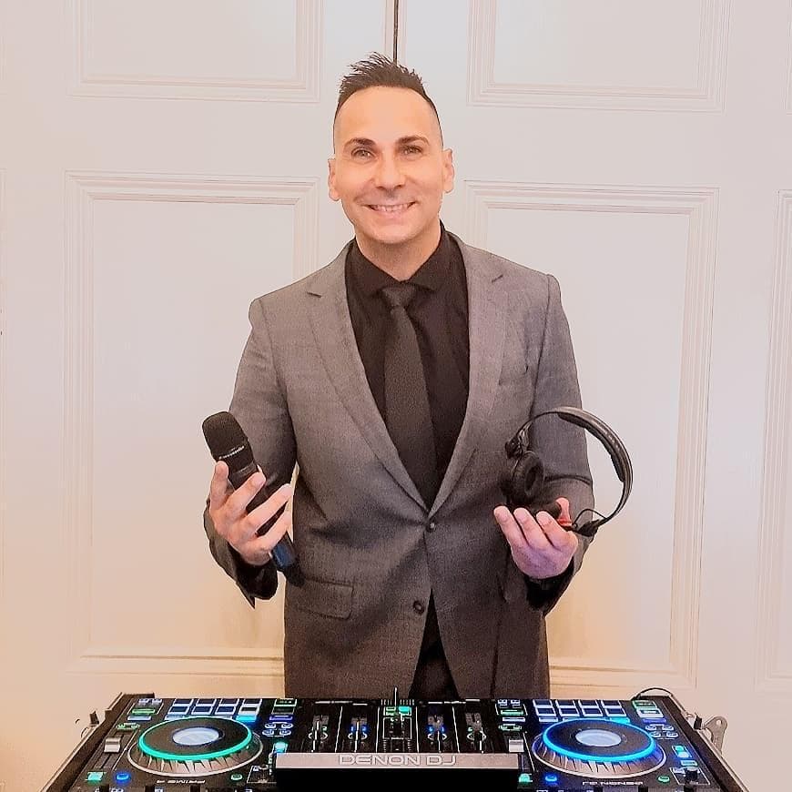 Dj Michael (Specialising in Arabic, Egyptian, Greek & Italian) — wedding supplier in VIC