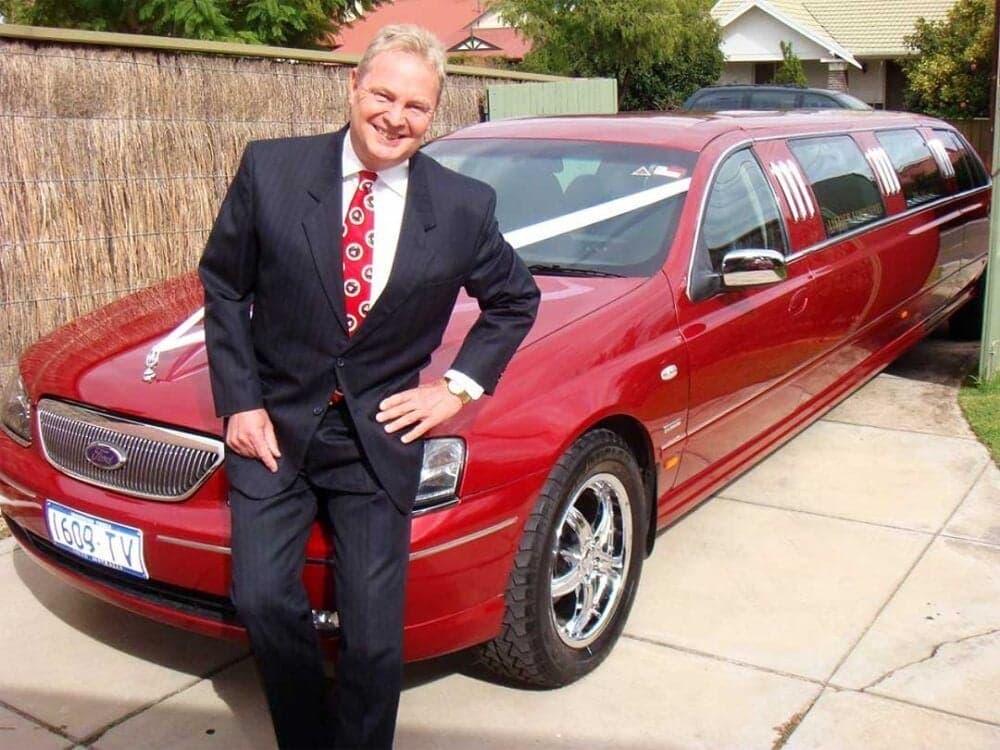 Red Limos Adelaide wedding photo