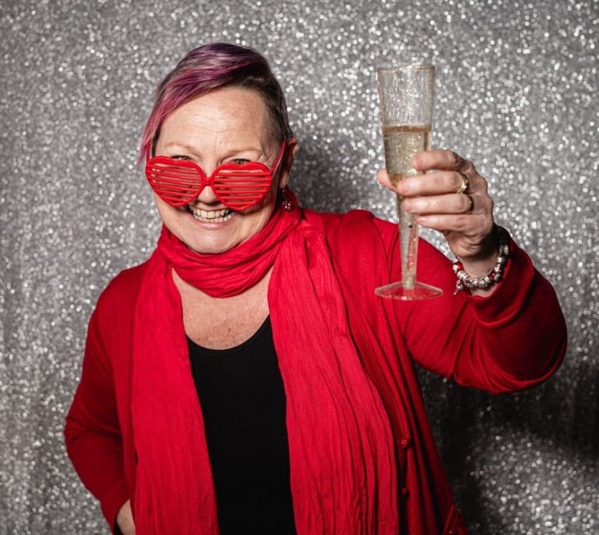 Kiss Kiss Weddings – Pat Haynes — cover photo