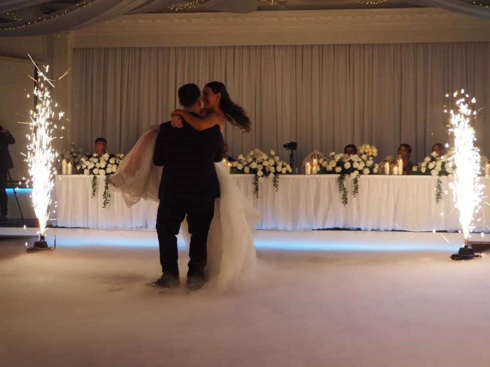 THE GRAND BALLROOM 16